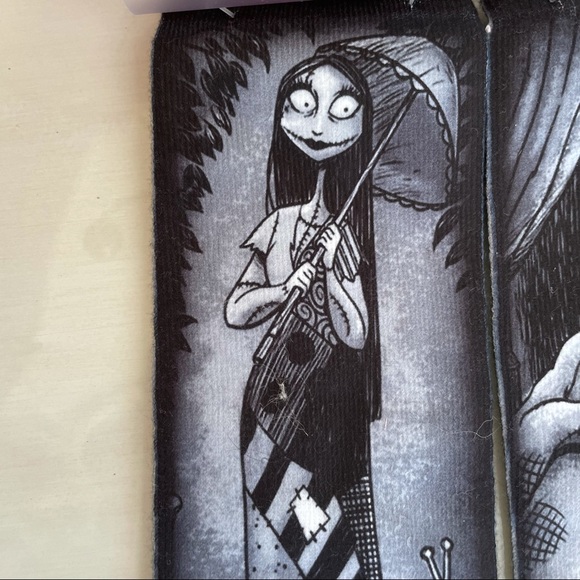 Nightmare Before Christmas x Haunted Mansion Socks - Picture 6 of 15